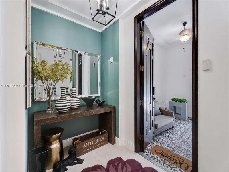 Property photo # 8