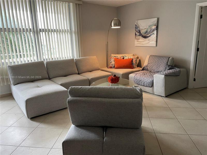 Property photo # 4
