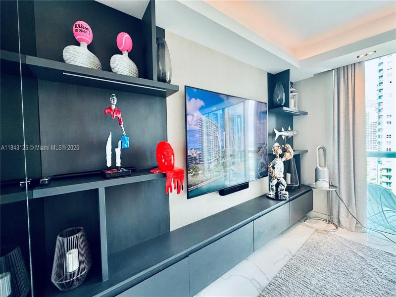Property photo # 4