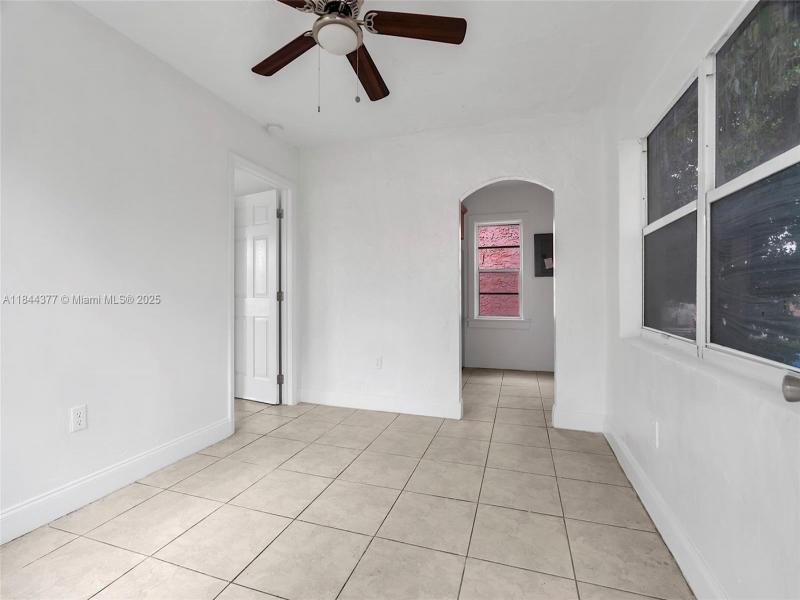 Property photo # 4