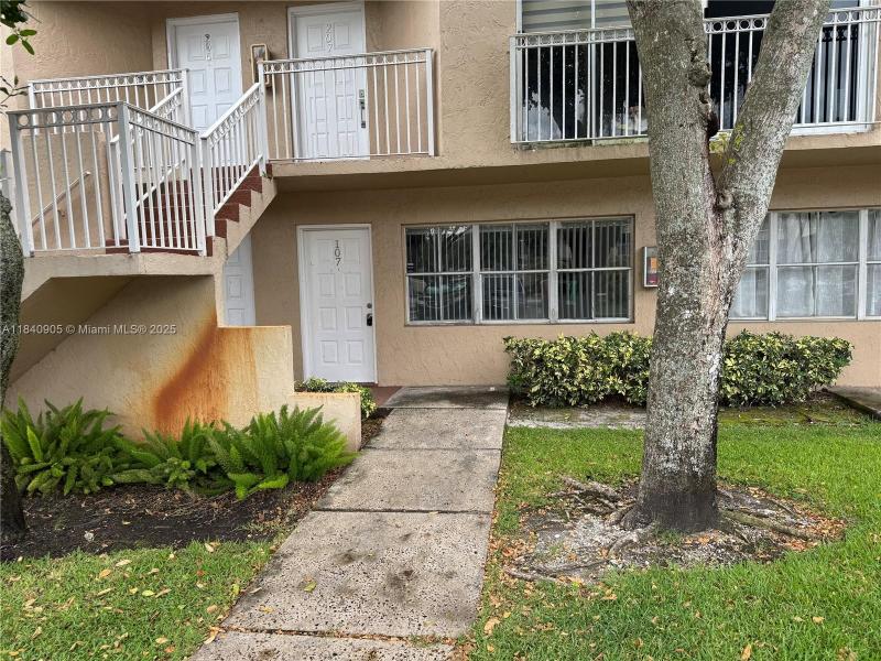 Property photo # 2