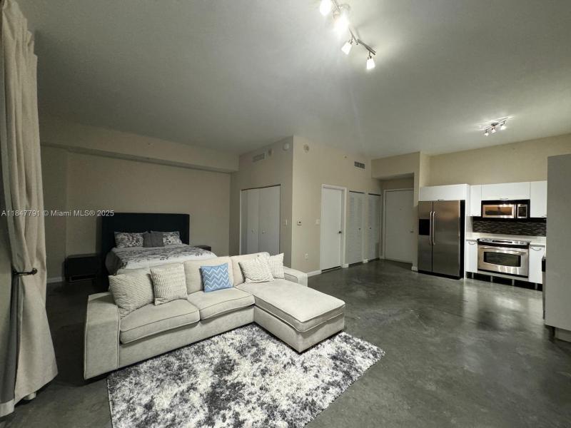 Property photo # 4