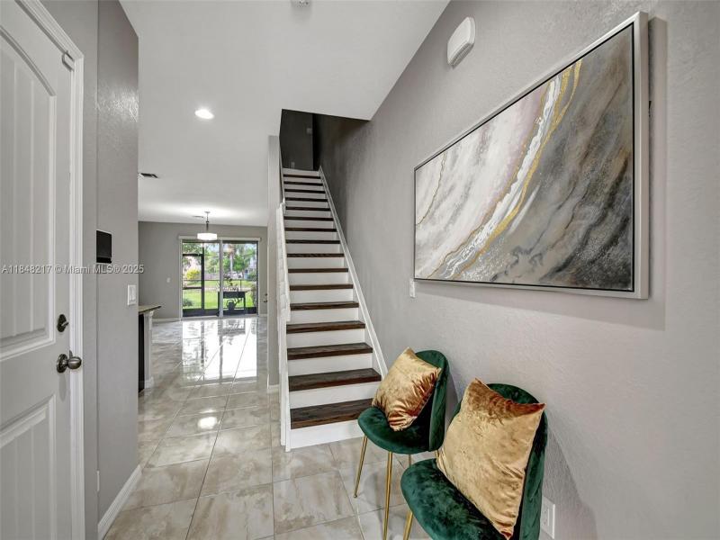 Property photo # 4