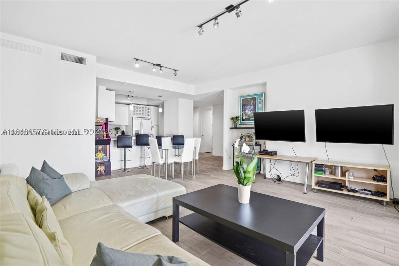 Nine at Mary Brickell Village Apt #2717