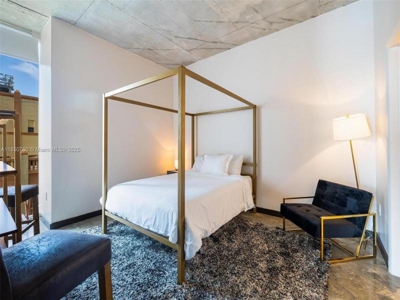 Property photo # 4