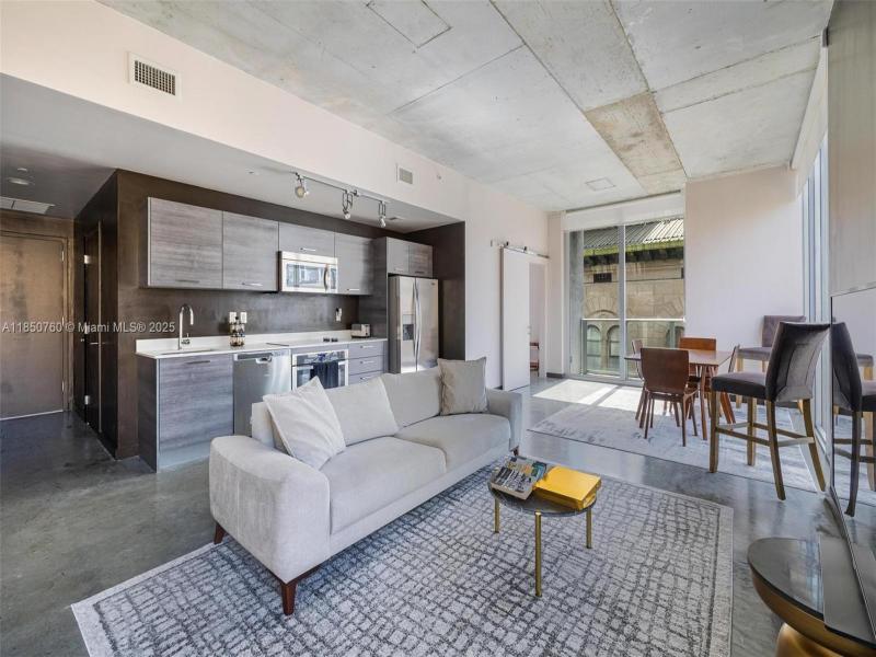 Property photo # 8
