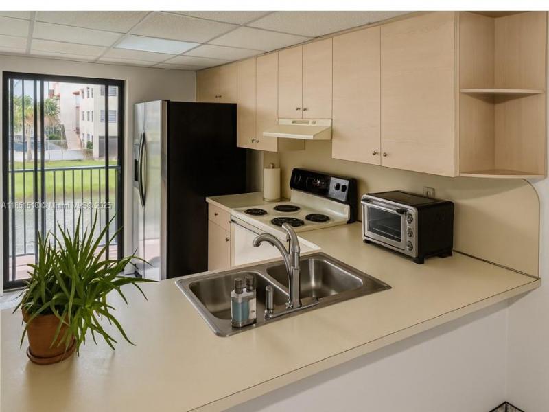 Property photo # 7