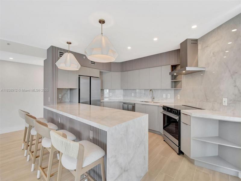 Condo for sale at Hidden Bay 812
