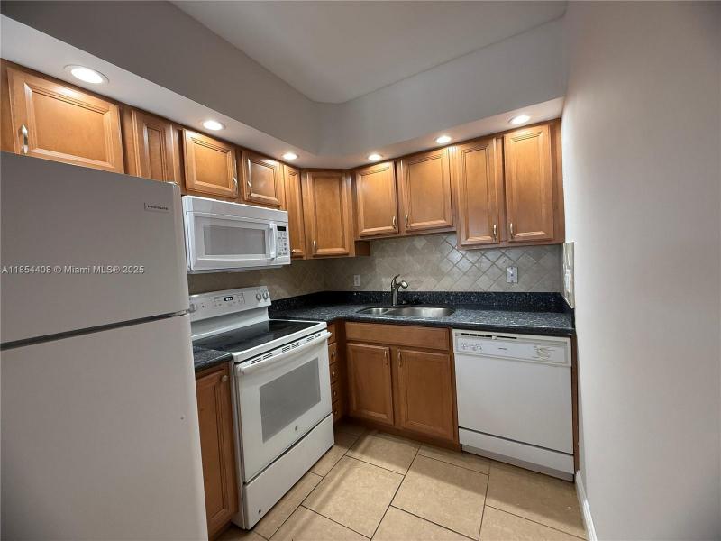 Property photo # 7