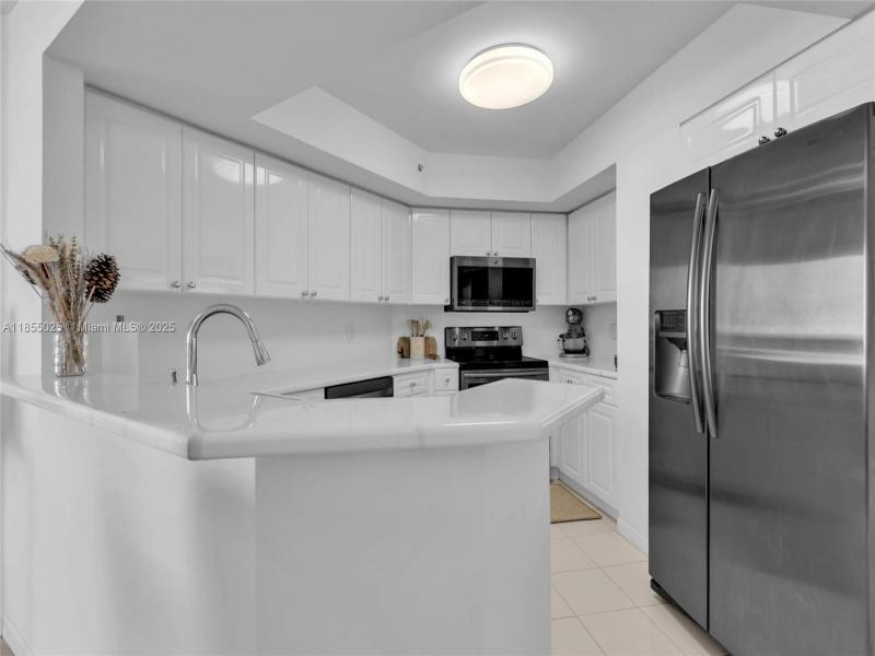 Property photo # 9