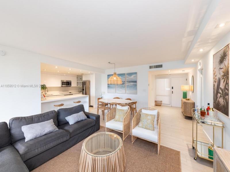 Alquiler de apartamento en Key Colony IV Botanica 306