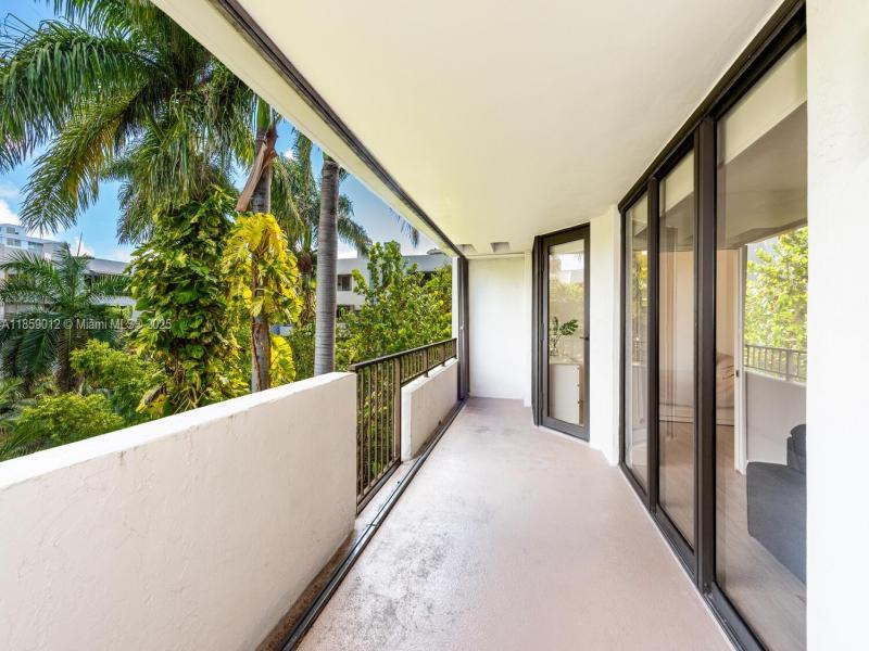 Alquiler de apartamento en Key Colony IV Botanica 306