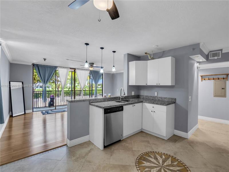 Property photo # 4