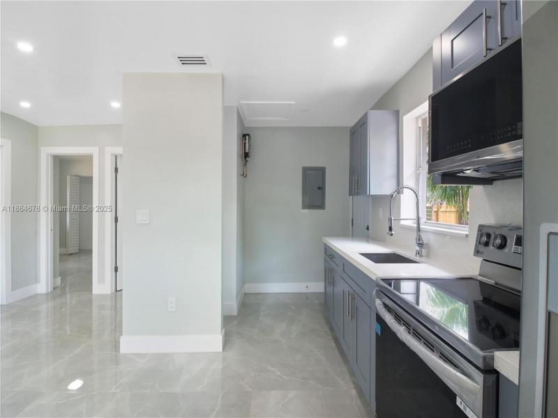 Property photo # 4