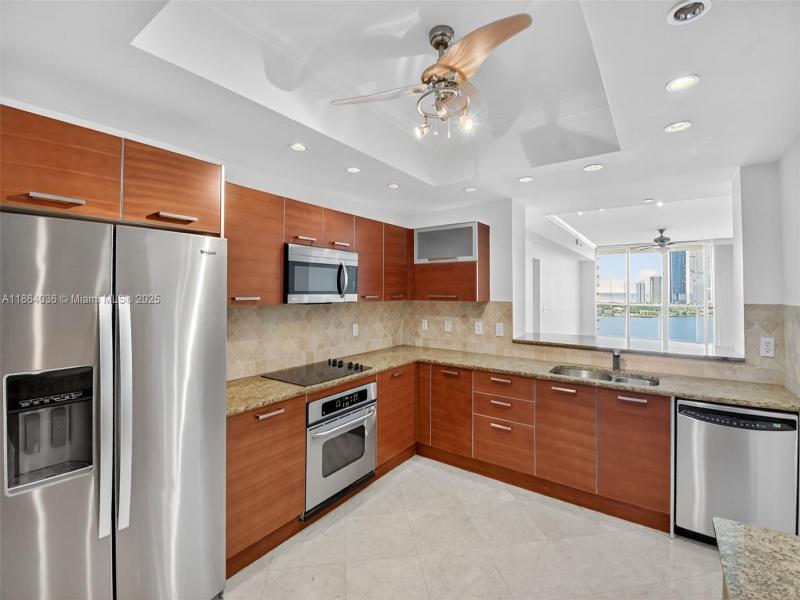 Property photo # 4