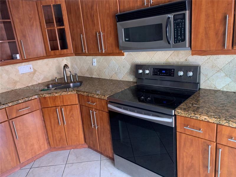 Property photo # 4