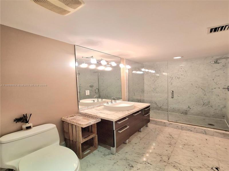 Comprar apartamento en Vizcayne South Tower 2606