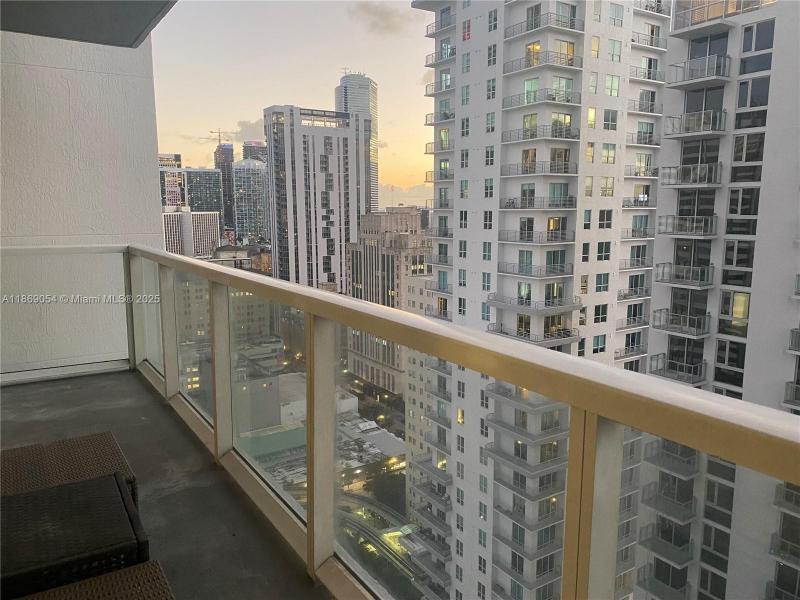 Comprar apartamento en Vizcayne South Tower 2606