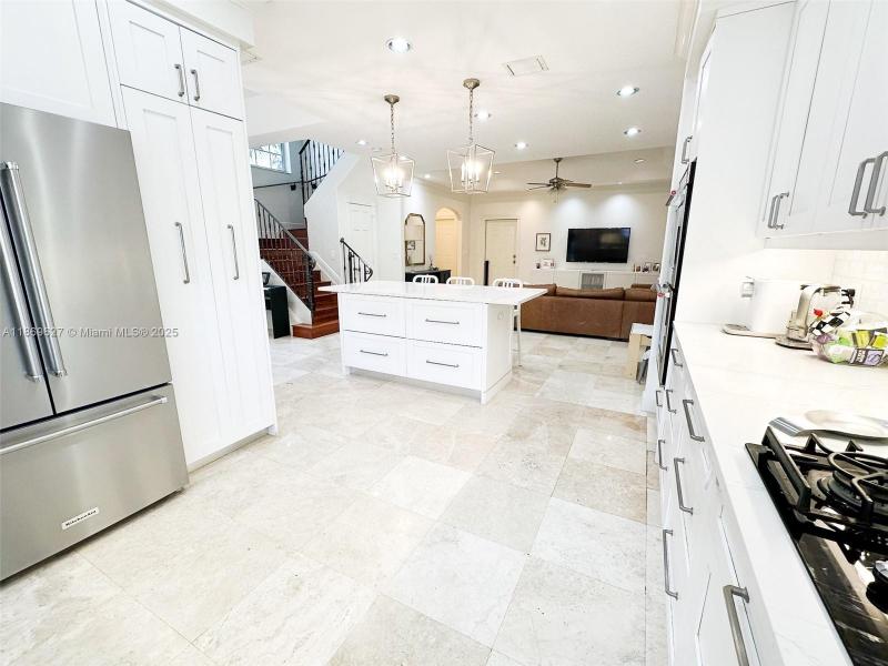 Property photo # 4