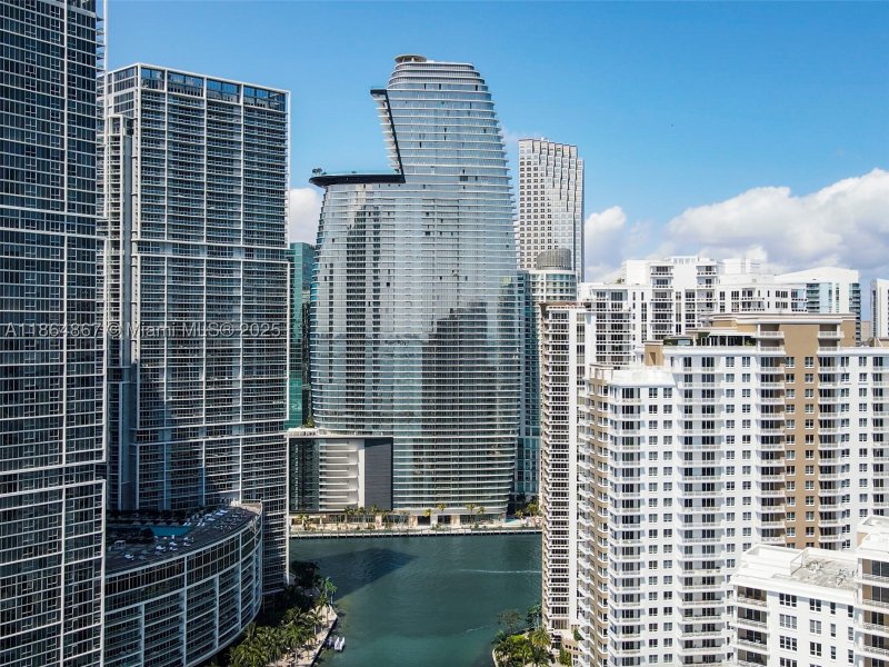 Condo for sale at Aston Martin Residences 2505