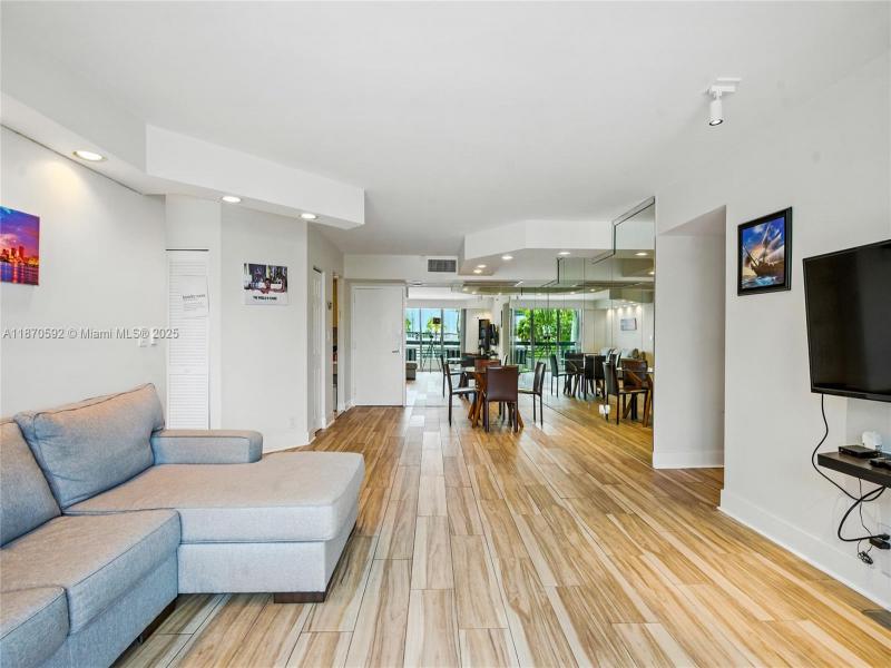 Property photo # 7