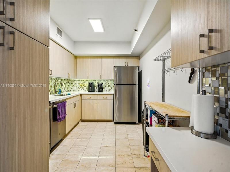 Property photo # 8