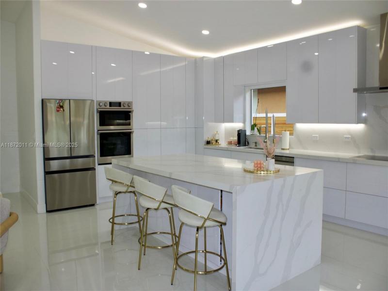 Property photo # 7