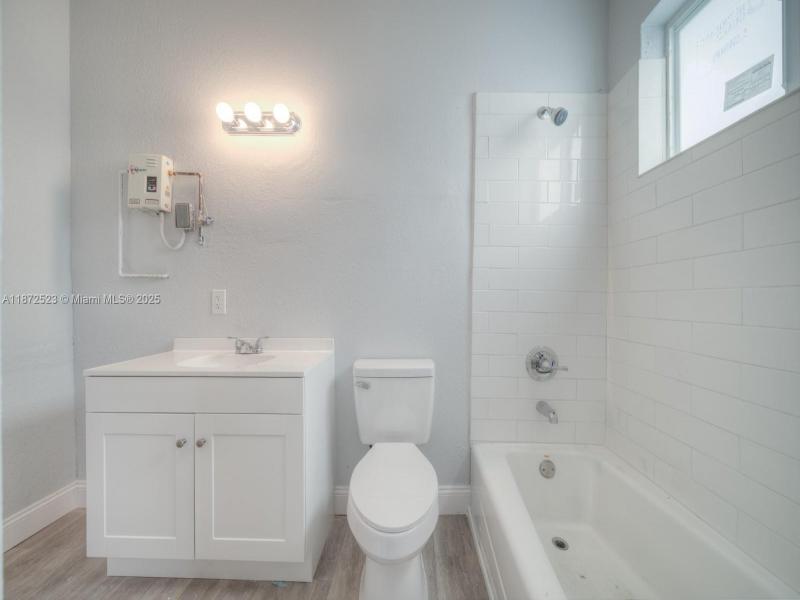 Property photo # 8