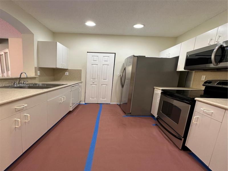 Property photo # 8
