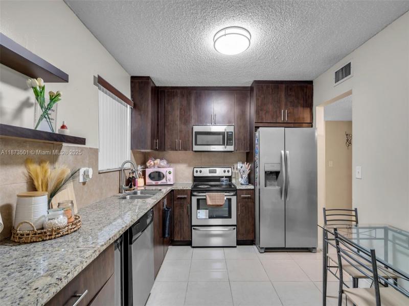 Property photo # 7