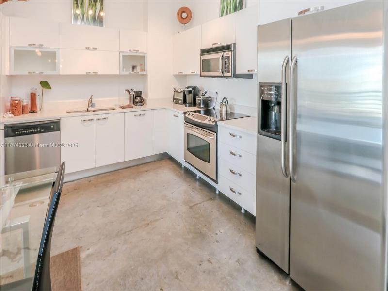 Property photo # 0