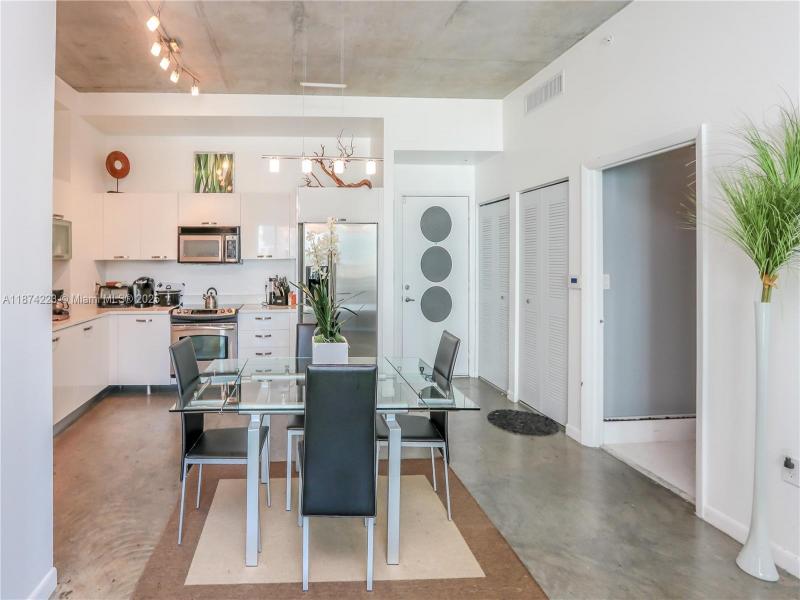 Property photo # 2