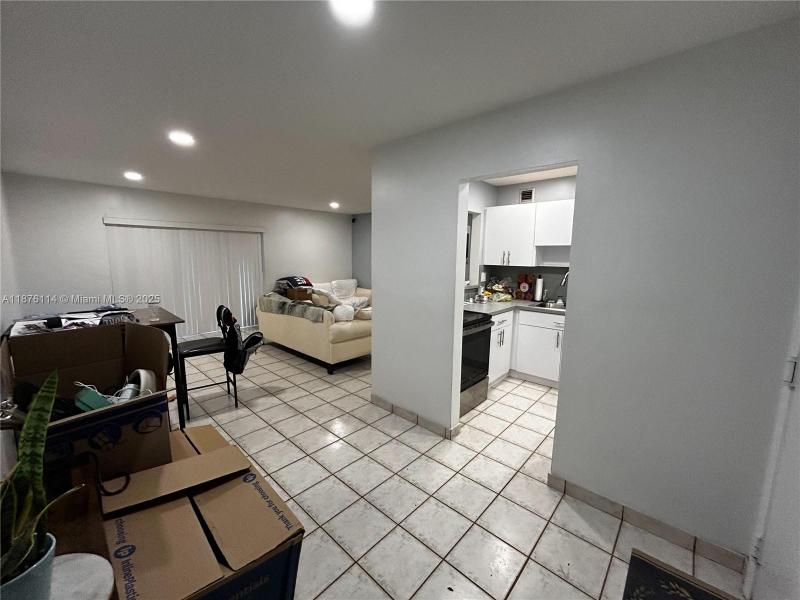 Property photo # 6