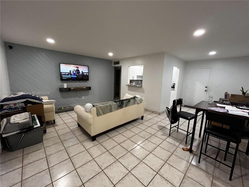 Property photo # 4