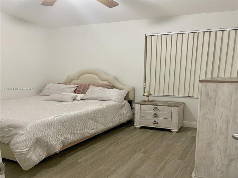 Property photo # 9
