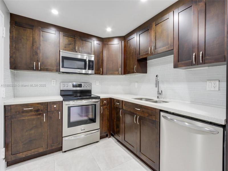 Property photo # 2