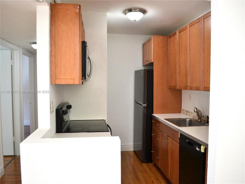 Property photo # 8