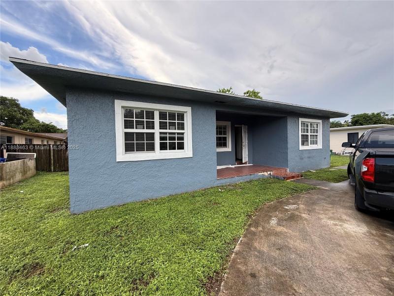 Property photo # 0