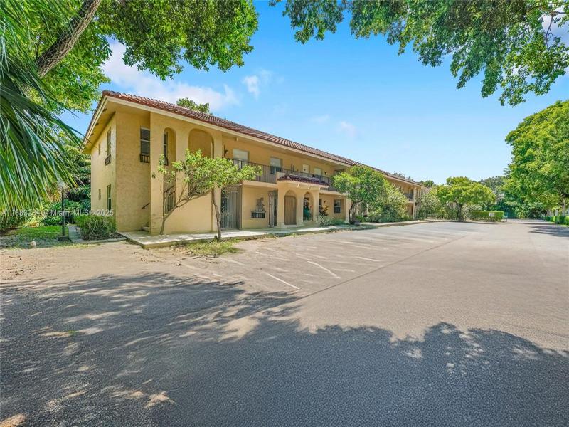 Property photo # 0