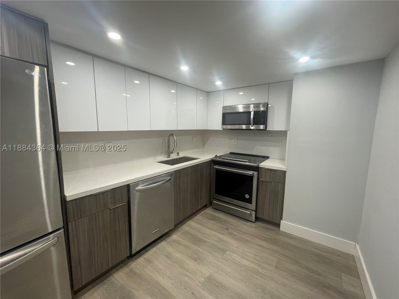 Condo for sale at Palm Bay Yacht Club 1608