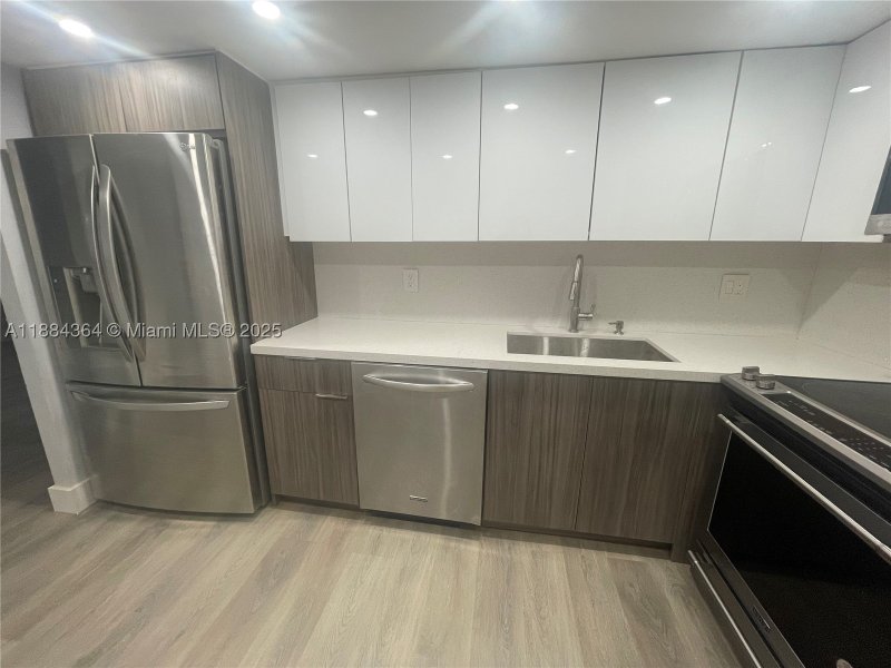 Condo for sale at Palm Bay Yacht Club 1608