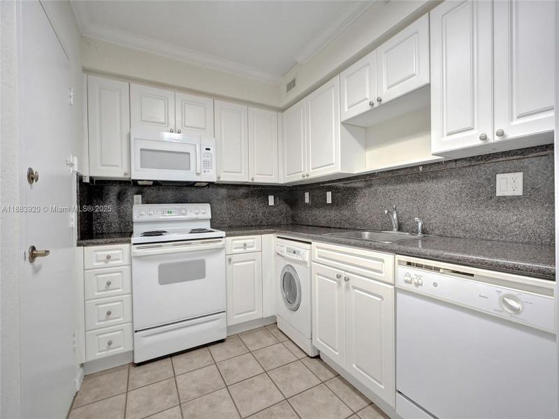 Property photo # 9