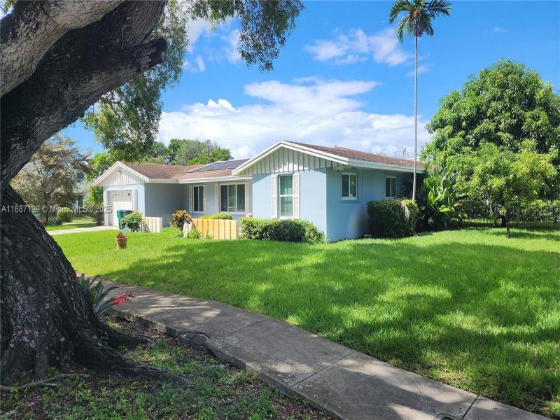 Property photo # 4