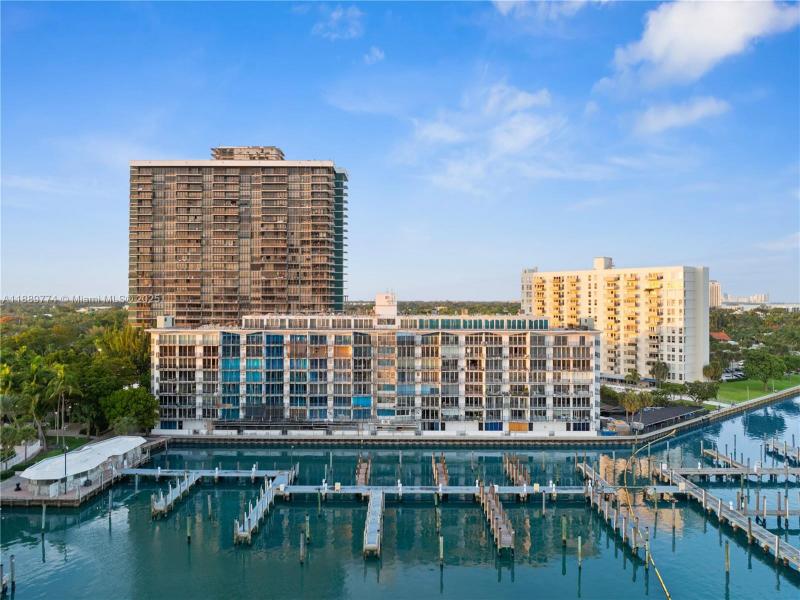 Condo for sale at Palm Bay Condo 2H