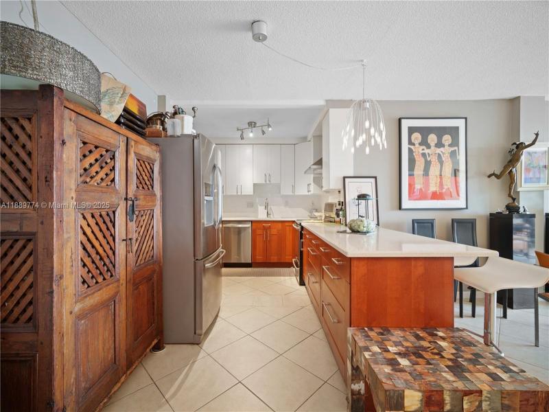 Condo for sale at Palm Bay Condo 2H