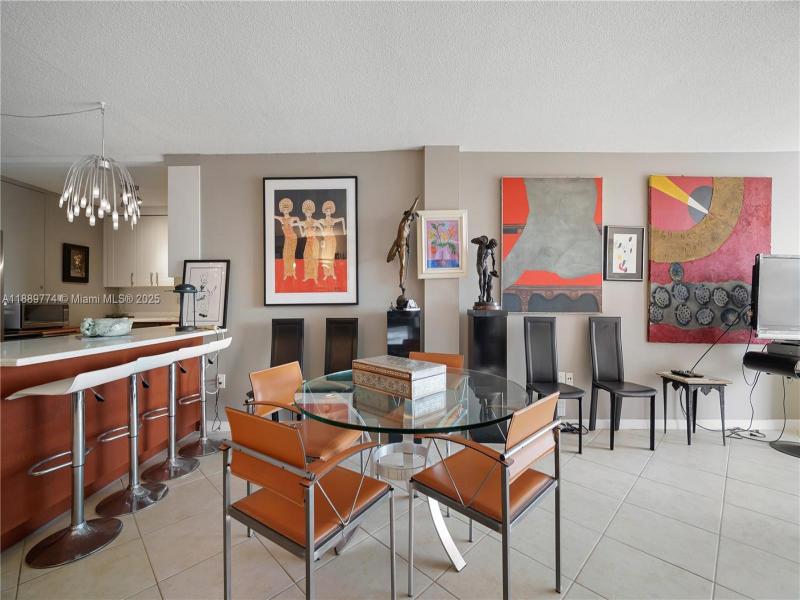 Condo for sale at Palm Bay Condo 2H