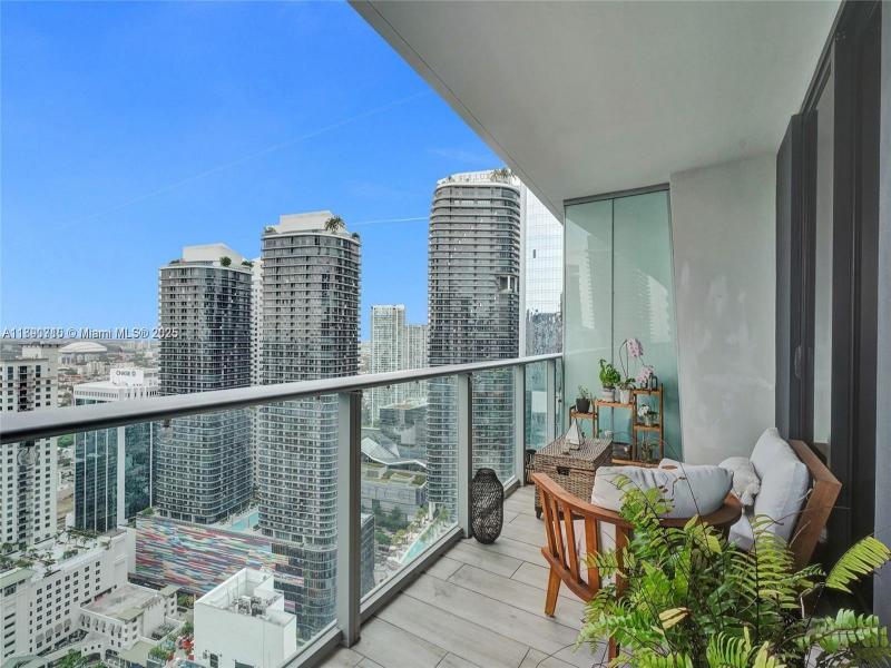 Property photo # 6