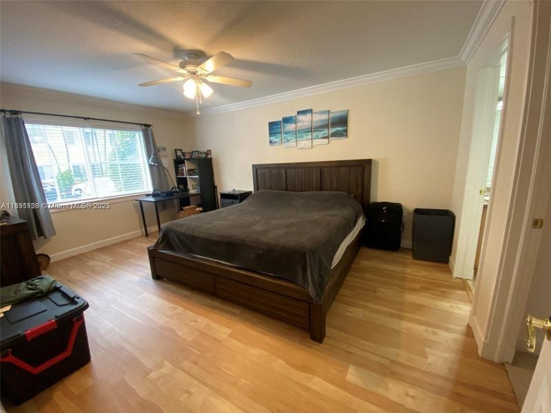 Property photo # 4