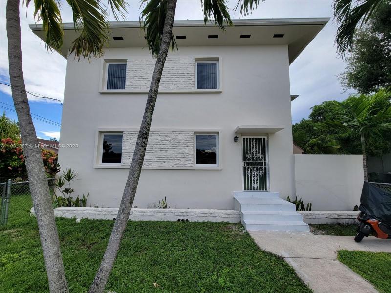 Property photo # 0