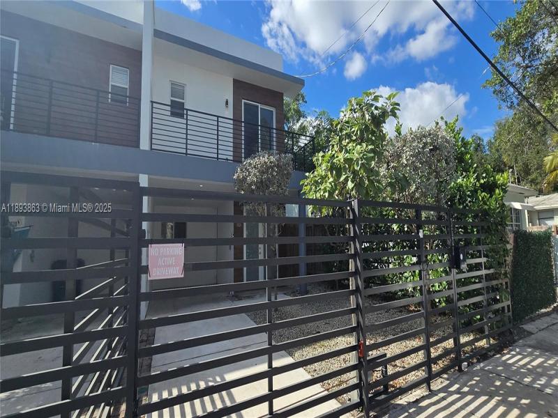 Property photo # 0